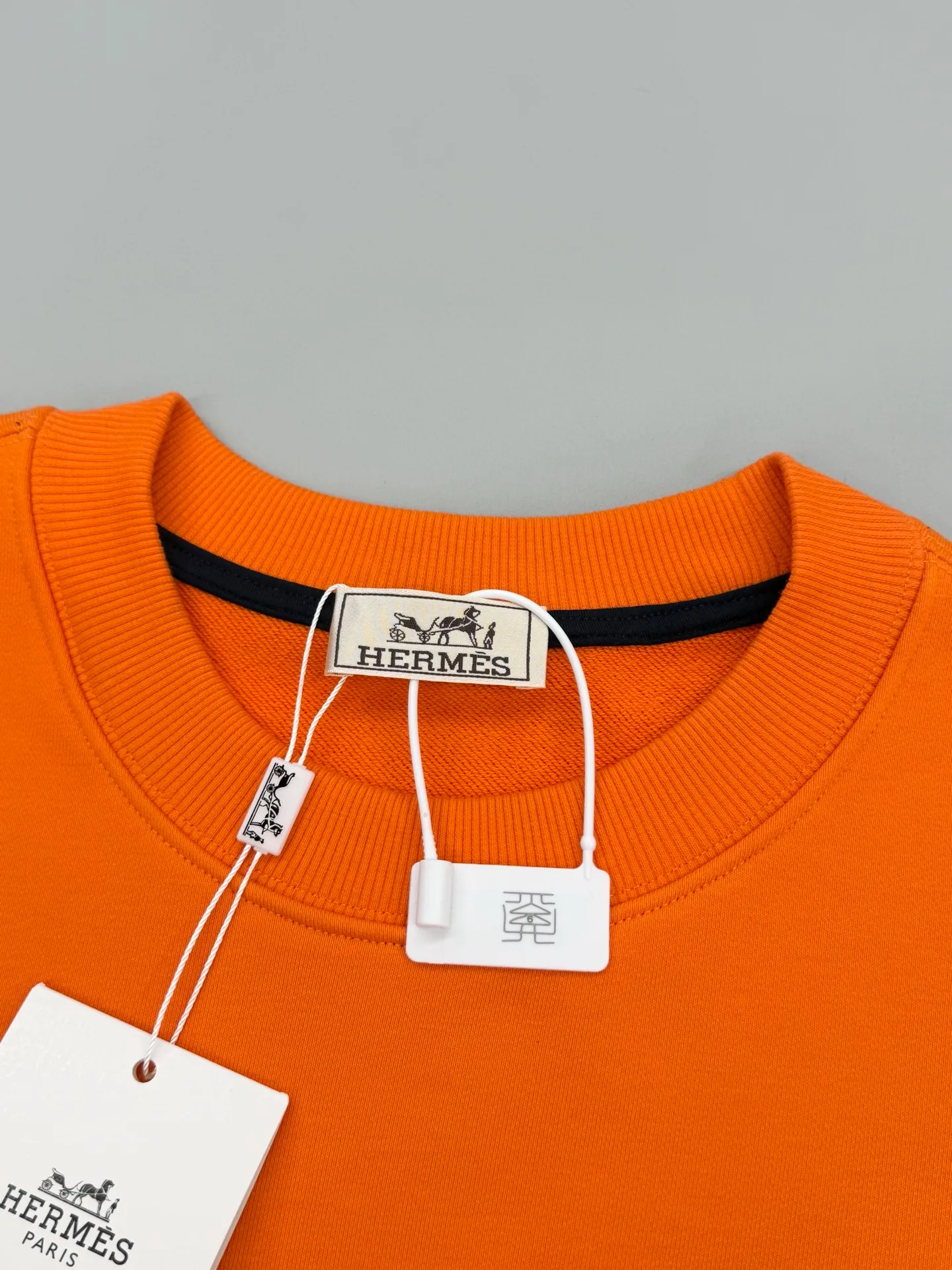 🔥🔥P145 Hermes New Arrival 。 420g logo 。 Same Style 𝐂𝐎𝐋𝐎𝐔𝐑：White /Black/Orange/ 𝐒𝐈𝐙𝐄：S-XL ： S： 51- 57- 70 M： 52.5- 59- 72 L： 54- 61- 74 XL： 56- 63- 76